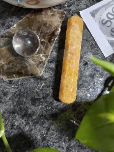 HONEYBEE OCTAGONAL POINT YELLOW AVENTURINE WAND - Photo 2