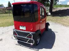 Enclosed Daymak Mobility Scooter ( NEEDS REPAIR ) - Photo 5