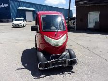Enclosed Daymak Mobility Scooter ( NEEDS REPAIR ) - Photo 7