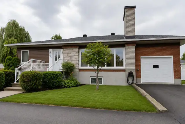 3 Beds 1 Bath Apartment
