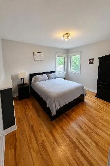 3 Beds 1 Bath Apartment - Photo 4