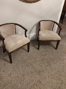 accent chairs