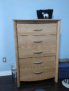 Bedroom set with double mattress