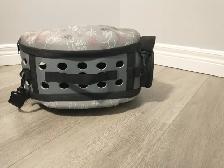 Pet Carrier - Photo 2