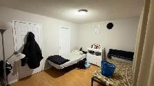 Shared Room for Rent From Oct 1, in Mississauga - Photo 3