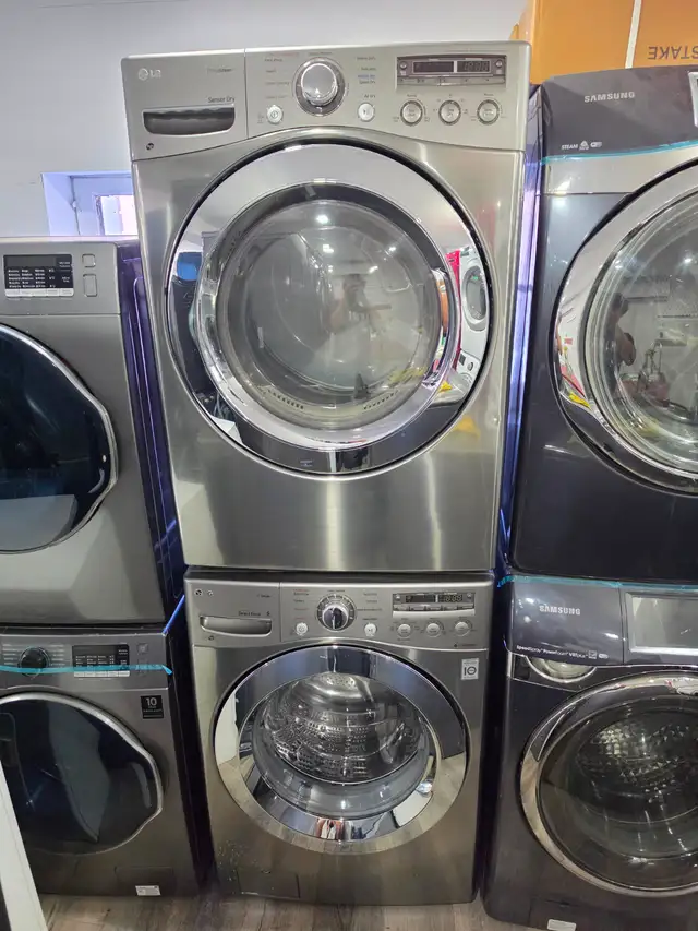 LG 27' Graphite Stainless Steel FrontLoad Stackable Washer Dryer
