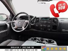2013 GMC Sierra 1500 SLE / 5.3L V8 / 4WD / Crew Cab / 5.8’ Box 1 - Photo 11