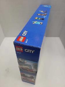 Lego 60497 City Drive through Car Wash NEW - Photo 3