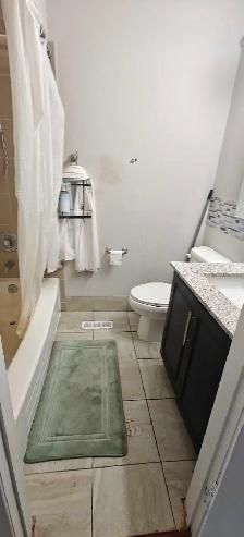 UPPER LEVEL MASTER BEDROOM - MALTON - Photo 6