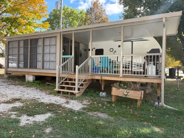 RV  camper trailer for sale