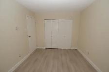 Two Bedroom Apartment Next to Seawall - Photo 4