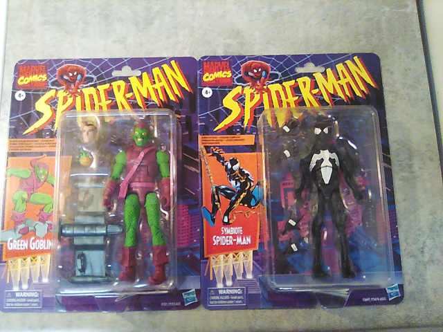 Marvel Legends Spider-Man Retro Symbiote and Green Goblin $40