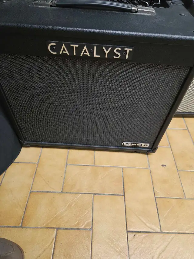 Line 6 Catalyst Amplificateur