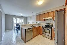 room available immediately in single/shared