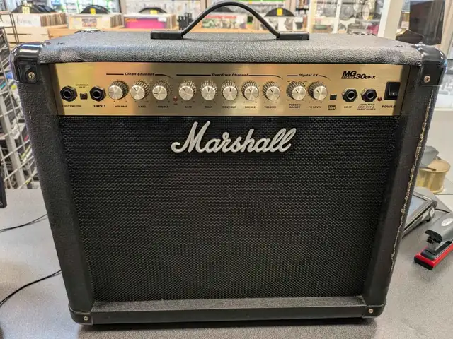 Marshall MG 30DFX 30 Watt Amp
