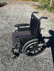 Wheelchairs Senior walkers, bathroom, safety equipment, shower