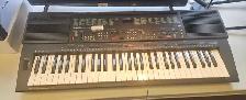 Yamaha PSR-400 Digital Portable Keyboard
