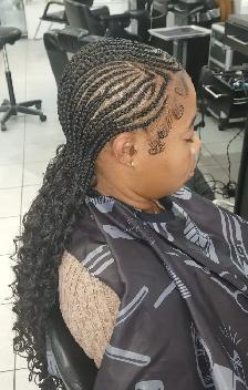 Braids services - Photo 3