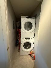 Private Room   Private Toilet in a 2 bedroom aprt — $925/month - Photo 4