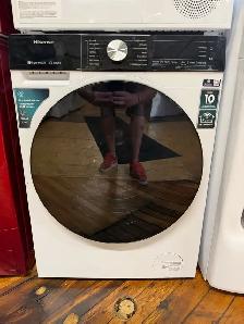 Hisense 24 inch washer and 24 inch ventless dryer, new - Photo 2