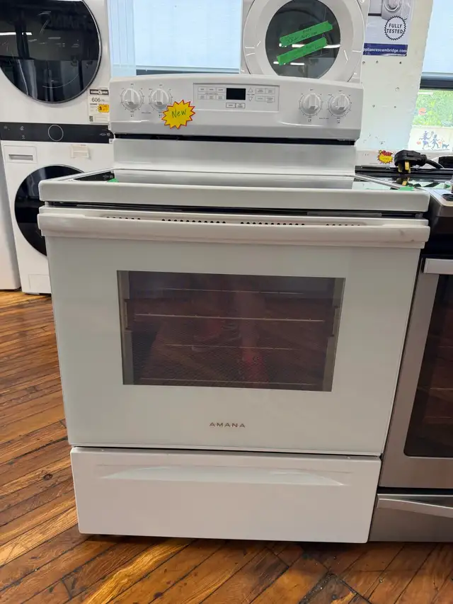Amana White open box, glass top stove