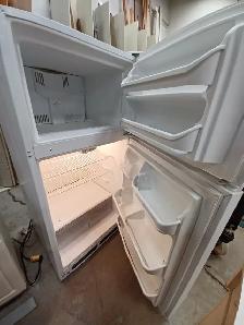 Refrigerator - Photo 4
