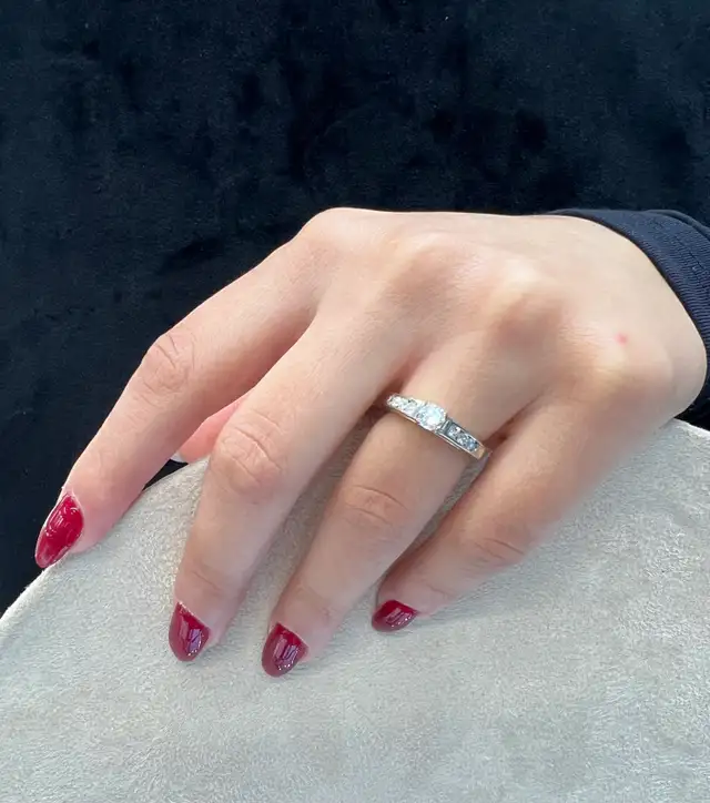 white gold diamond ring 10k
