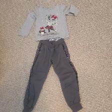 Youth girl cloteths Size 4/5 all 13 items - Photo 4