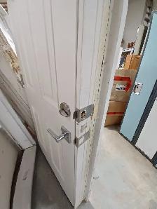 Prehung Exterior Door- 32'' - Photo 4