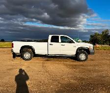 Dodge RAM 3500 Diesel Longbox- LOW KM - Photo 3