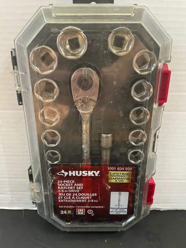 HUSKY RATCHET/SOCKET SET