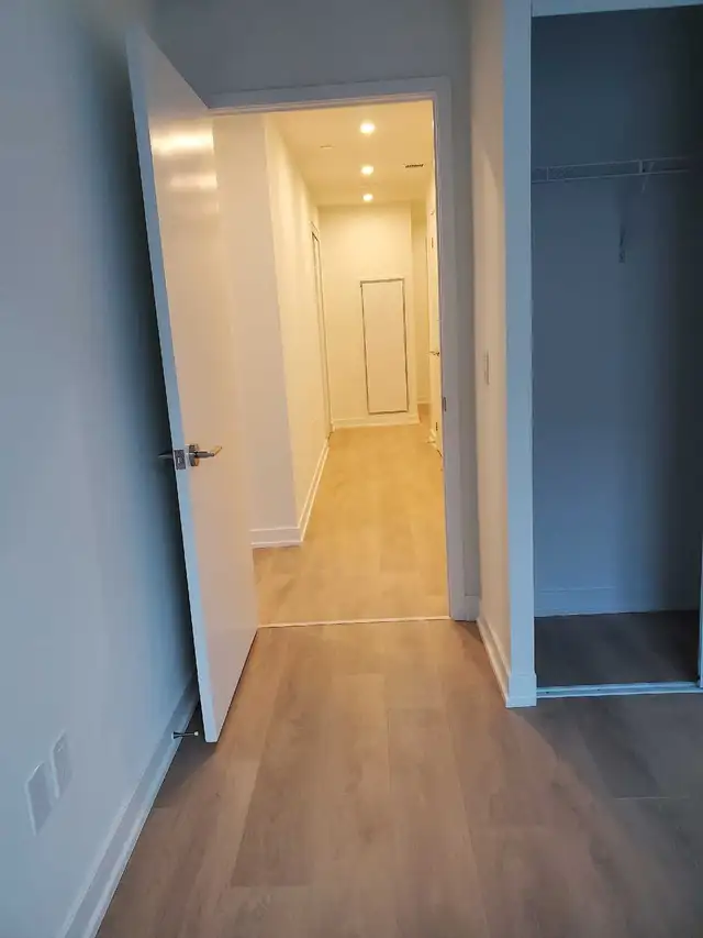 Room available for rent ( Bramlea & Sandalwood)