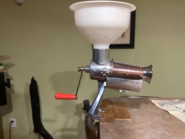 Machine pour faire du jus, purée ou soupe Victorio Strainer