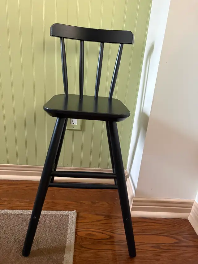 IKEA AGAMJunior chair in black