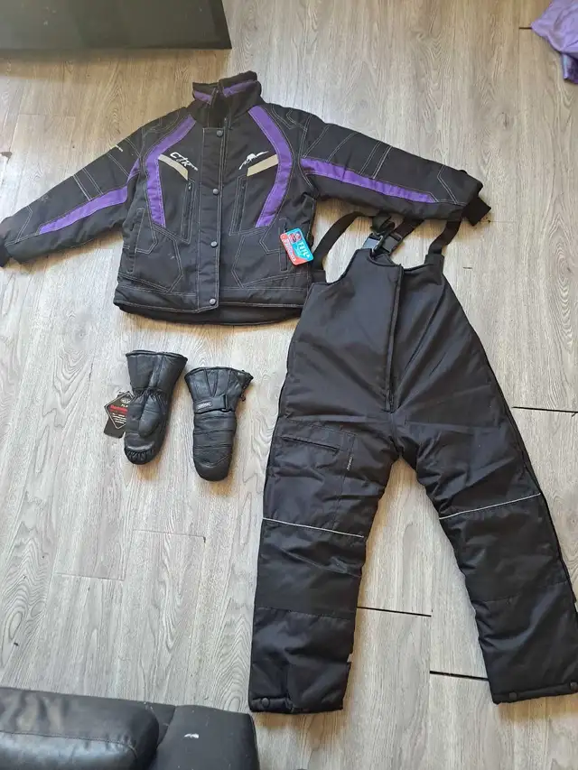 ski doo snowsuit small-medium