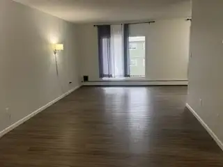 Top-Floor 2-Bedroom Apartment | $1,650/month
