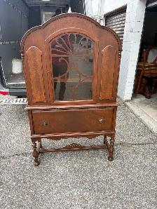 Free delivery antique Vintage Wooden Hutch Cabinet - Photo 2