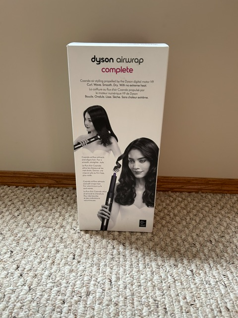 BRAND NEW Dyson Airwrap Complete — NEVER USED — $600 CASH FIRM