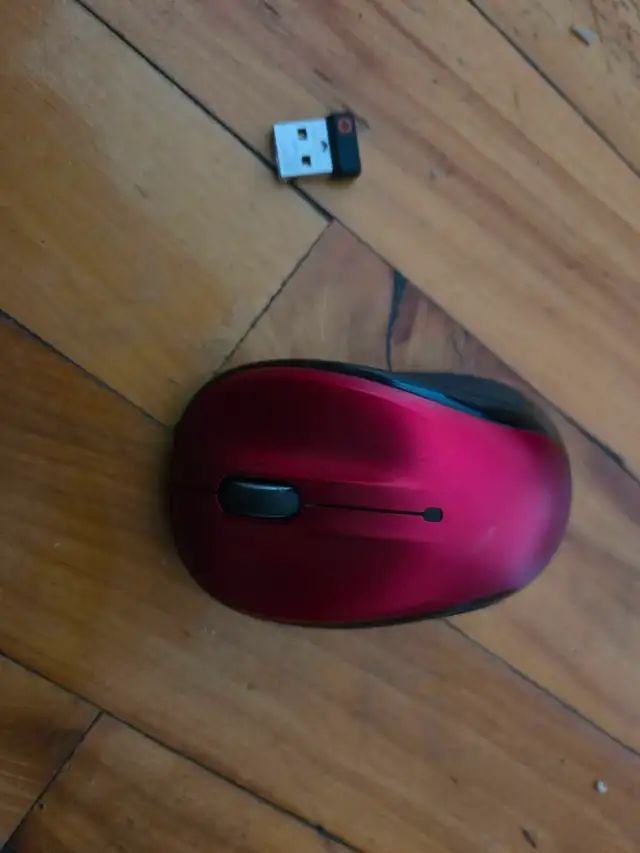 Logitech M325 Wireless Mouse for Web Scrolling PC / MAC / Laptop