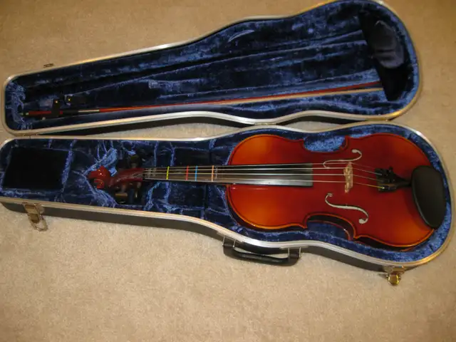 Vintage 4/4 Violin