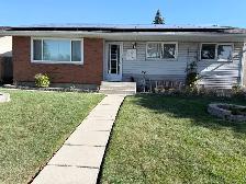 ROOM FOR RENT - MARLBOROUGH PARK