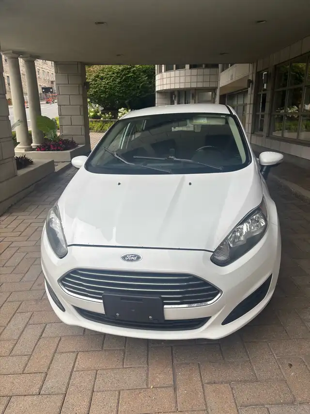 2014 Ford Fiesta SE (Extended Warranty)
