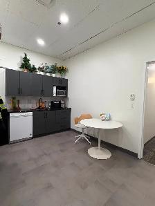 Office Space for Lease – 3676 Roblin Blvd - Photo 27