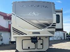 2022 Keystone Montana 3121RL, REAR LIVING SPACIOUS. - Photo 7