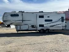 2022 Keystone Montana 3121RL, REAR LIVING SPACIOUS. - Photo 8