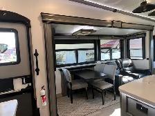 2022 Keystone Montana 3121RL, REAR LIVING SPACIOUS. - Photo 35