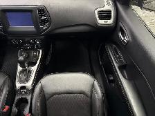 2021 Jeep Compass NORTH 4WD | HEATED SEATS | PANO ROOF | REM - Photo 35