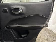 2021 Jeep Compass NORTH 4WD | HEATED SEATS | PANO ROOF | REM - Photo 41