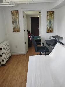 THE FURNISHED ROOM FOR RENT - Photo 4