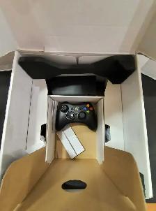 XBOX 360 SLIM 250GB W/BOX - Photo 6